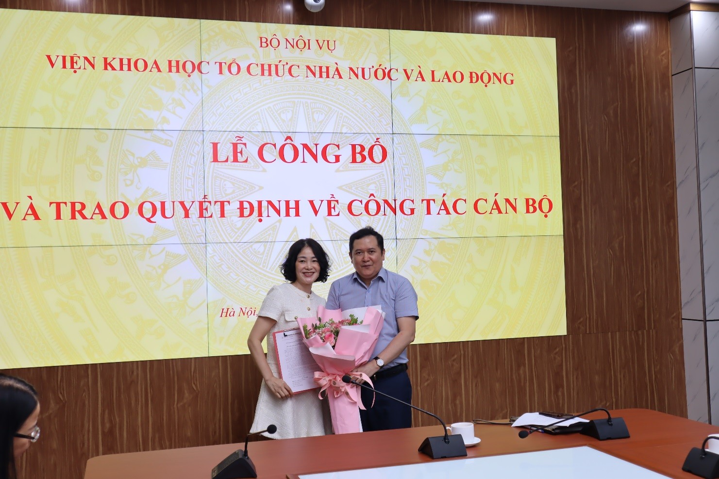 Lễ công bố và trao quyết định về công tác cán bộ