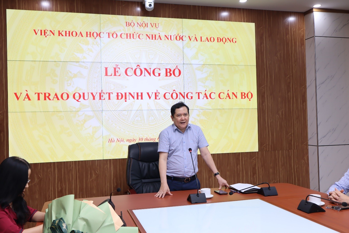 Lễ công bố và trao quyết định về công tác cán bộ