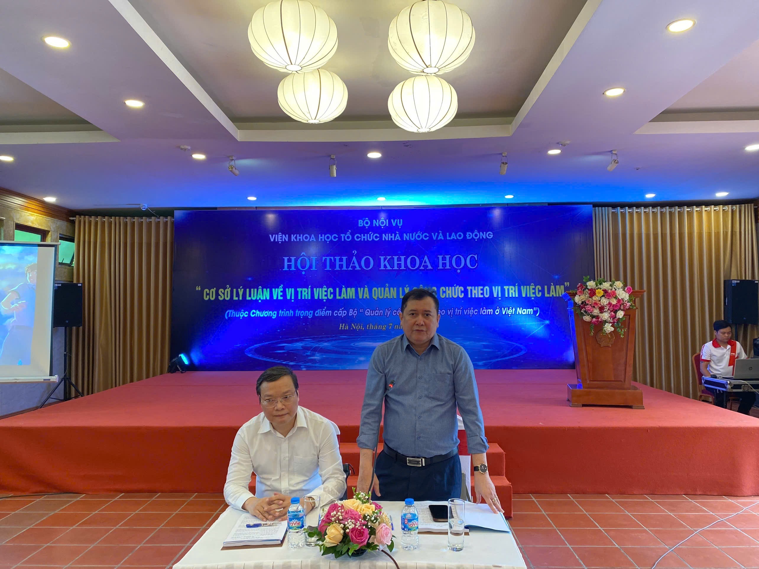 HỘI THẢO KHOA HỌC “CƠ SỞ LÝ LUẬN VỀ VỊ TRÍ VIỆC LÀM VÀ QUẢN LÝ CÔNG CHỨC THEO VỊ TRÍ VIỆC LÀM”