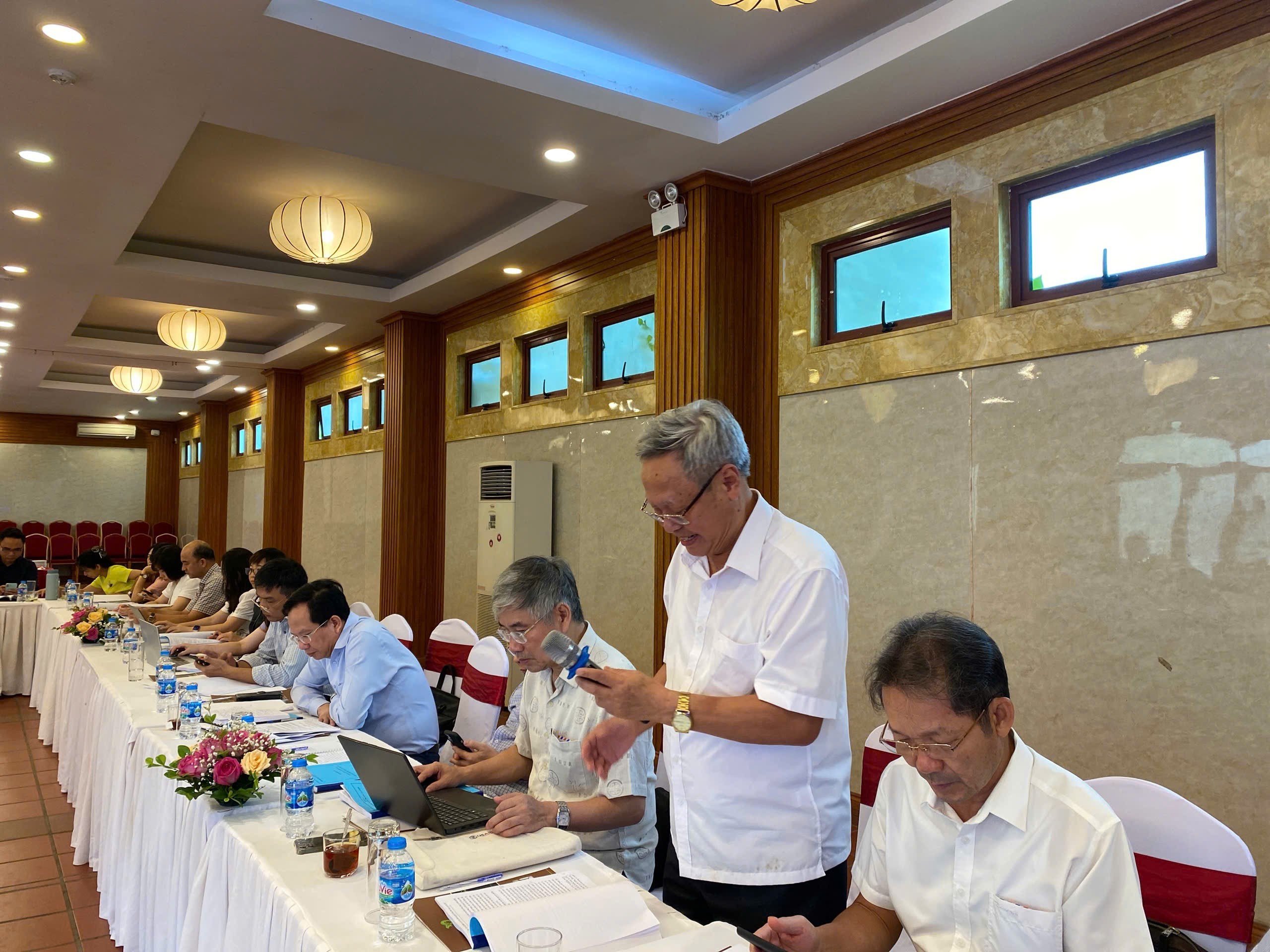 HỘI THẢO KHOA HỌC “CƠ SỞ LÝ LUẬN VỀ VỊ TRÍ VIỆC LÀM VÀ QUẢN LÝ CÔNG CHỨC THEO VỊ TRÍ VIỆC LÀM”