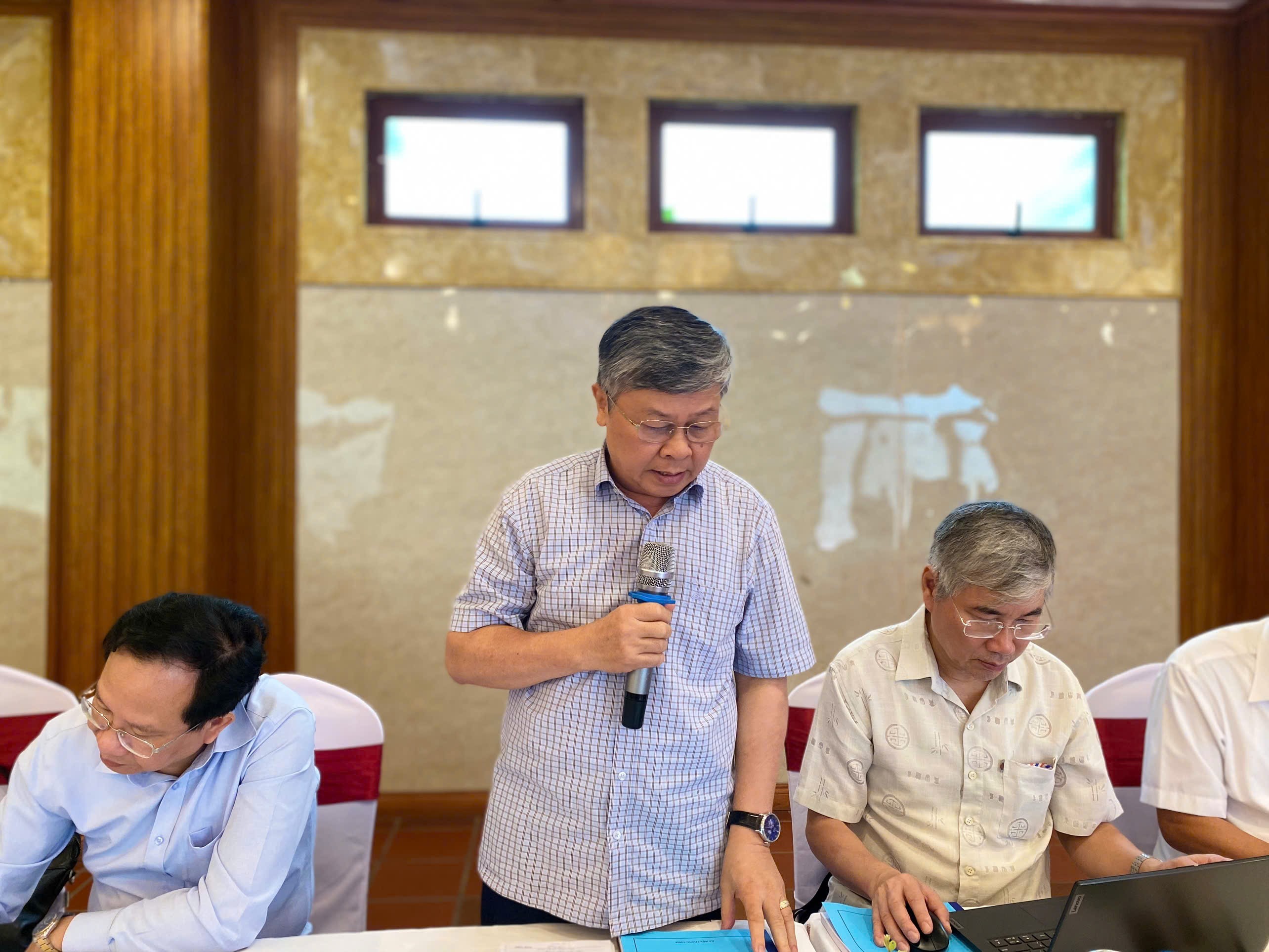 HỘI THẢO KHOA HỌC “CƠ SỞ LÝ LUẬN VỀ VỊ TRÍ VIỆC LÀM VÀ QUẢN LÝ CÔNG CHỨC THEO VỊ TRÍ VIỆC LÀM”